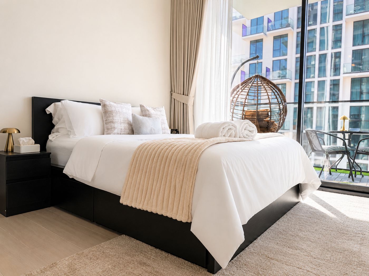 Cozy Luxury Studio